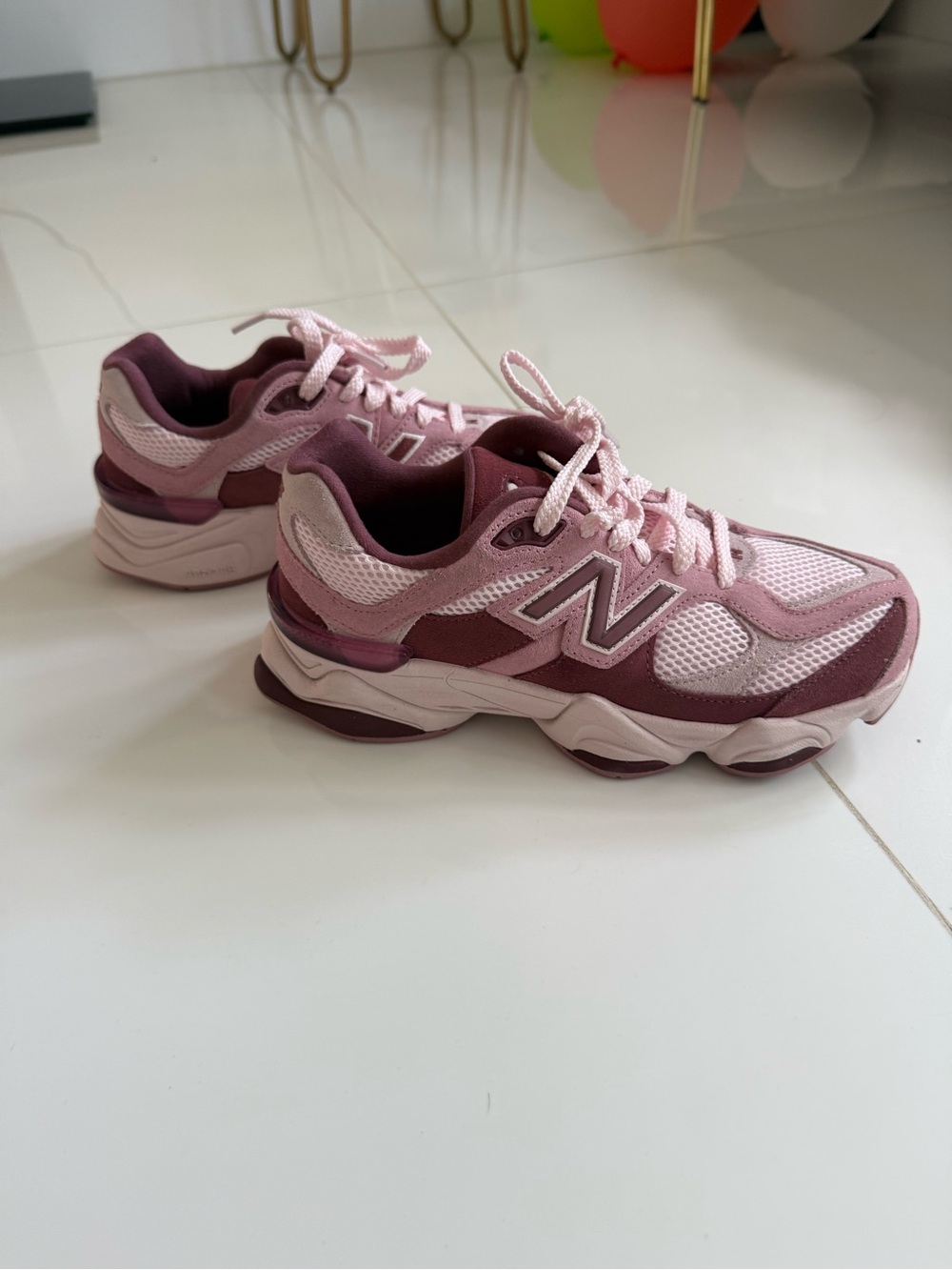 New Balance 9060 Women's Pink Mesh & Suede sneaker NEW